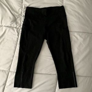 Lululemon Fast and Free capri leggings Black size 8